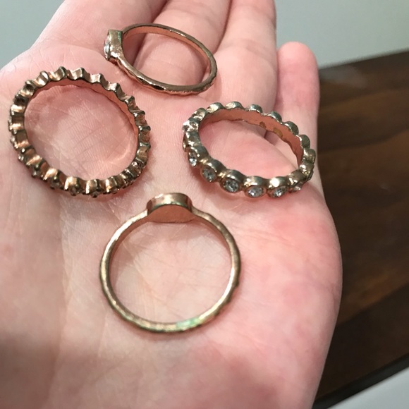 5 For $20 🥳 Rose Gold 5 Ring Set - Picture 4 of 5